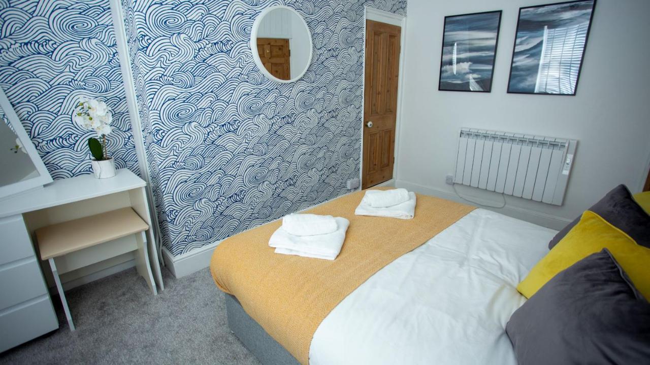 Ocean Queen Filey Exterior photo